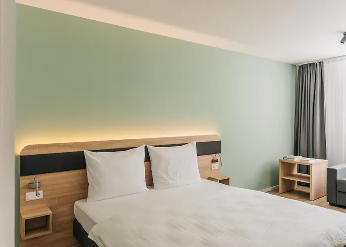Homaris Corner Hotel