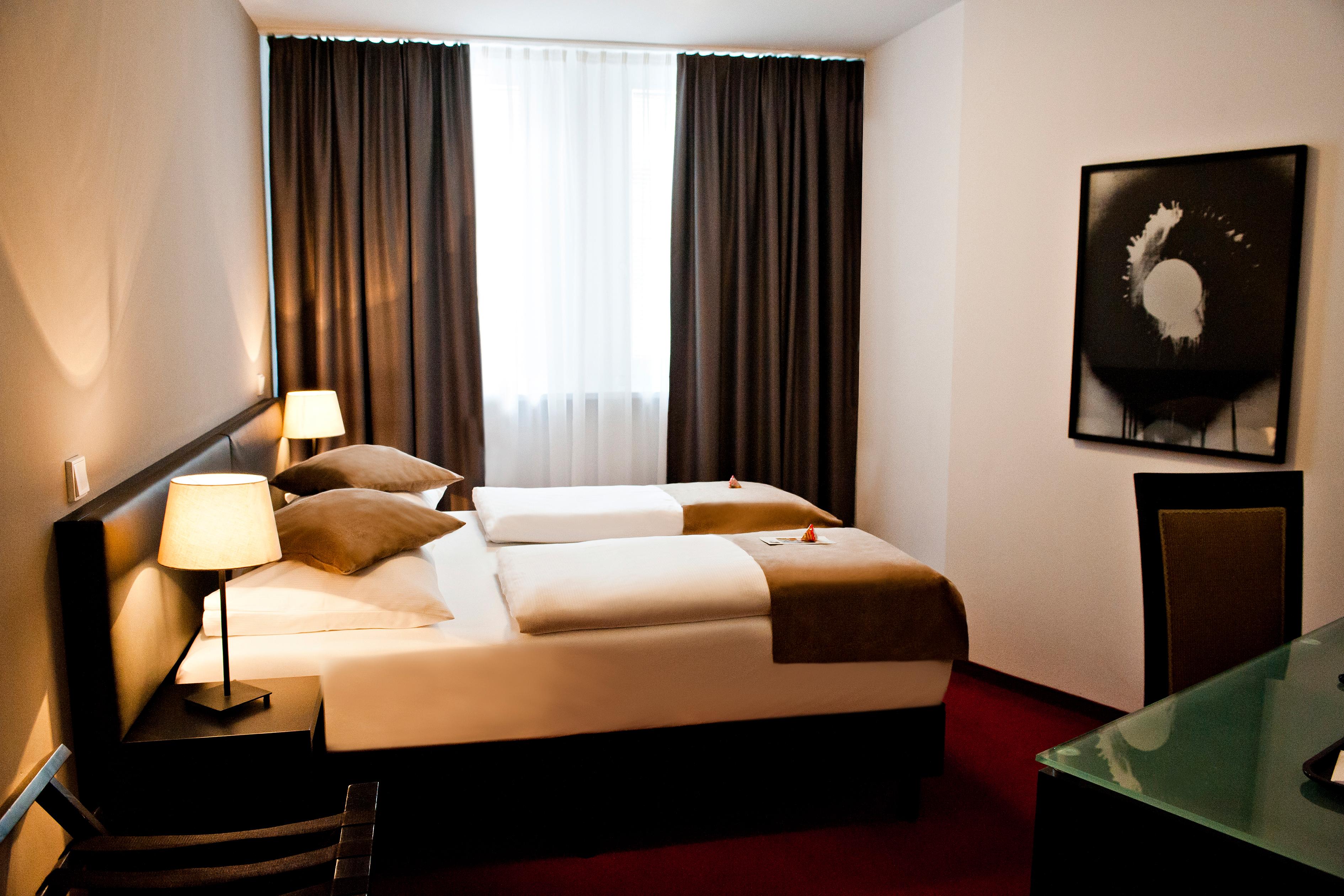 Homaris Corner Hotel 3*